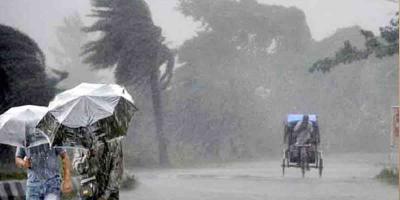 ৪ বিভাগে ভারী বৃষ্টির সতর্কতা, ৫ জেলায় ভূমিধসের শঙ্কা