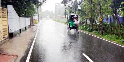 ঈশ্বরদীতে মৌসুমের সর্বোচ্চ বৃষ্টিপাত