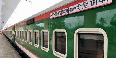 চাঁপাইনবাবগঞ্জ থেকে ঢাকায় আম যাবে বনলতা এক্সপ্রেসে