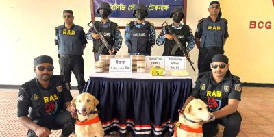 টেকনাফে ইয়াবা ও ক্রিস্টাল মেথ জব্দ