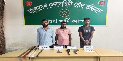 মাগুরায় অস্ত্রসহ আটক ৩