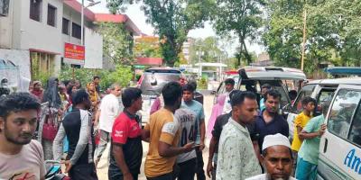 মৃত স্বজনকে দেখে ফেরার পথে ট্রাক-ইজিবাইক সংঘর্ষে নিহত ৩