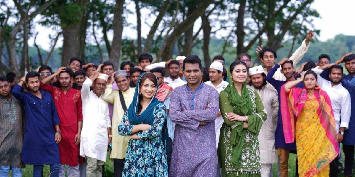 ৫০০ অভিনয়শিল্পীর সঙ্গে এক নাটকে