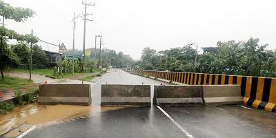 বায়েজিদ লিংক রোড়ের একপাশ বন্ধ পাঁচ দিন ধরে