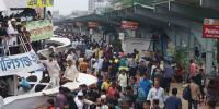 সদরঘাটে ঘরমুখো মানুষের ভিড়