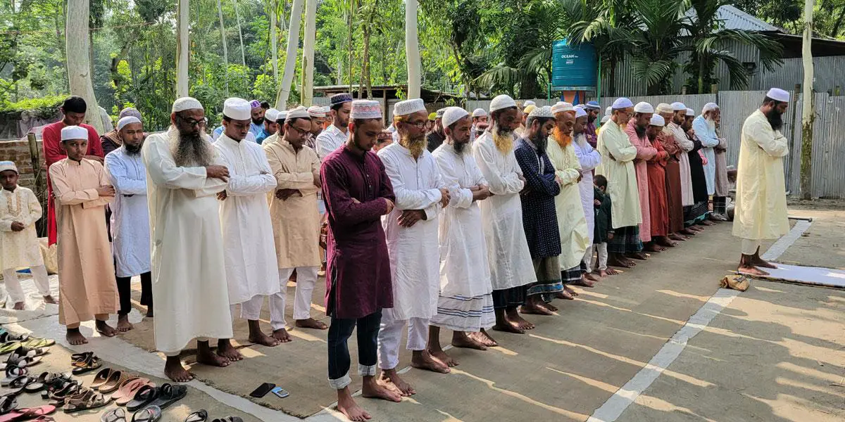 কু‌ড়িগ্রামের ৫‌ উপজেলায় ঈদুল আজহার নামাজ অনুষ্ঠিত