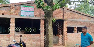 গরুর জন্য ‘আবাসিক হোটেল’ খাবার ‘বুফে’ পদ্ধতিতে