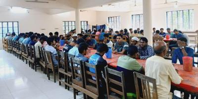 চবিতে ঈদুল আজহায় শিবিরের মধ্যাহ্নভোজ