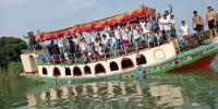 টাঙ্গুয়ার হাওরে পর্যটক ও হাউজবোটকে জরিমানা