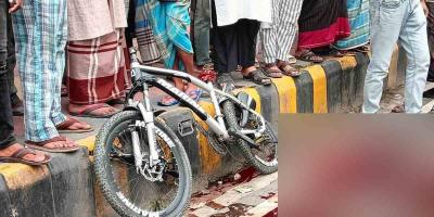 প্রাইভেটকার নিয়ে বেপরোয়া তরুণ, ধাক্কায় প্রাণ গেল আরেক তরুণের