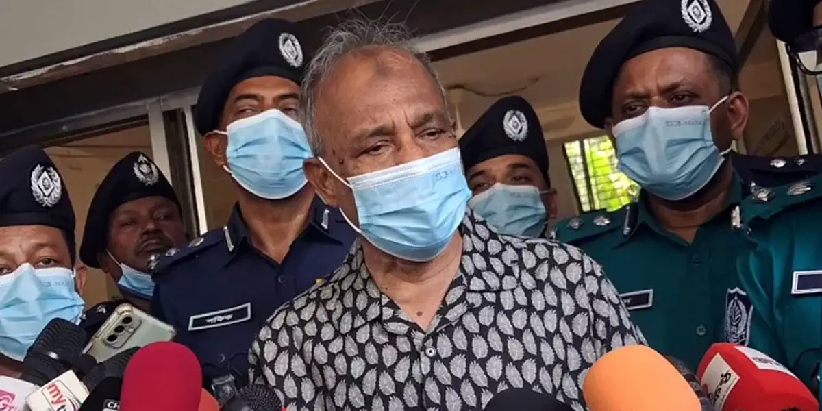 তারেক রহমানের দেশে ফেরায় বাধা নেই: স্বরাষ্ট্র উপদেষ্টা