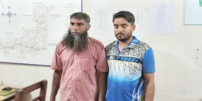 রাজশাহীতে সেনাসদস্যের বাড়িতে হামলা-অগ্নিসংযোগ: দুই বিএনপিকর্মী গ্রেপ্তার