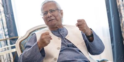 সরকারকে শত্রু হিসেবে দেখে মানুষ