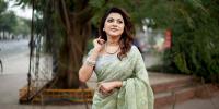 ইউরোপের পাঁচ দেশে গান গাইবেন লিজা