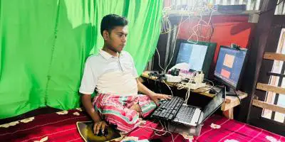 প্রতিবন্ধকতা ডিঙিয়ে সফল ফ্রিল্যান্সার রব্বানী