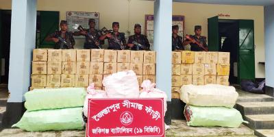 সিলেট সীমান্তে ৯৭ লাখ টাকার চোরাই পণ্য জব্দ