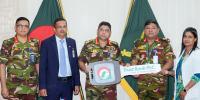 'প্রয়াস' এর জন্য দুটি স্কুলবাসের চাবি হস্তান্তর