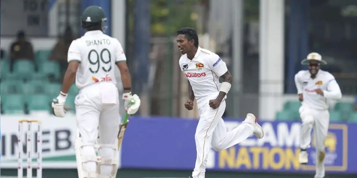 লাঞ্চের পর পতন ২ উইকেট, বৃষ্টিতে খেলা বন্ধ