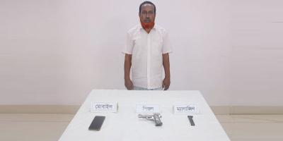 কুমিল্লায় বিদেশি পিস্তলসহ বিএনপি নেতা গ্রেপ্তার
