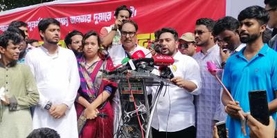 আর একটি হত্যাকাণ্ড হলে সীমান্ত অভিমুখে লংমার্চ: নাহিদ ইসলাম