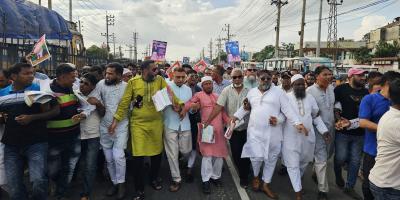 সোনারগাঁয় তারেক রহমানের ৩১ দফা বাস্তবায়নে শ্রমিক দলের গণসংযোগ