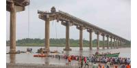 ভারতের গুজরাটে সেতু ধসে নিহত অন্তত ১০ জন