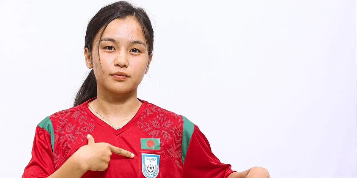 বাংলাদেশকে বিশ্বমঞ্চে নিতে চান ঋতুপর্ণা