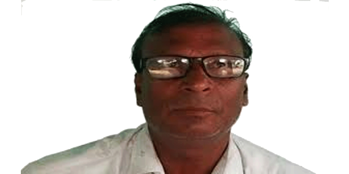 ৫২ বছর বয়সে পরীক্ষা দিয়ে ইংরেজিতে ফেল করলেন ইউপি সদস্য