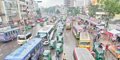 দূষিত বাতাসের শহরে ঢাকা আজ ১৪তম