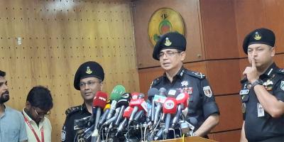 মিটফোর্ডের সামনে হত্যাকাণ্ডের স্পষ্ট কারণ জানতে পারেনি র‍্যাব: মহাপরিচালক