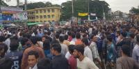 নোবিপ্রবি শিক্ষার্থীদের ওপর হামলার প্রতিবাদে সড়ক অবরোধ ও অবস্থান কর্মসূচি