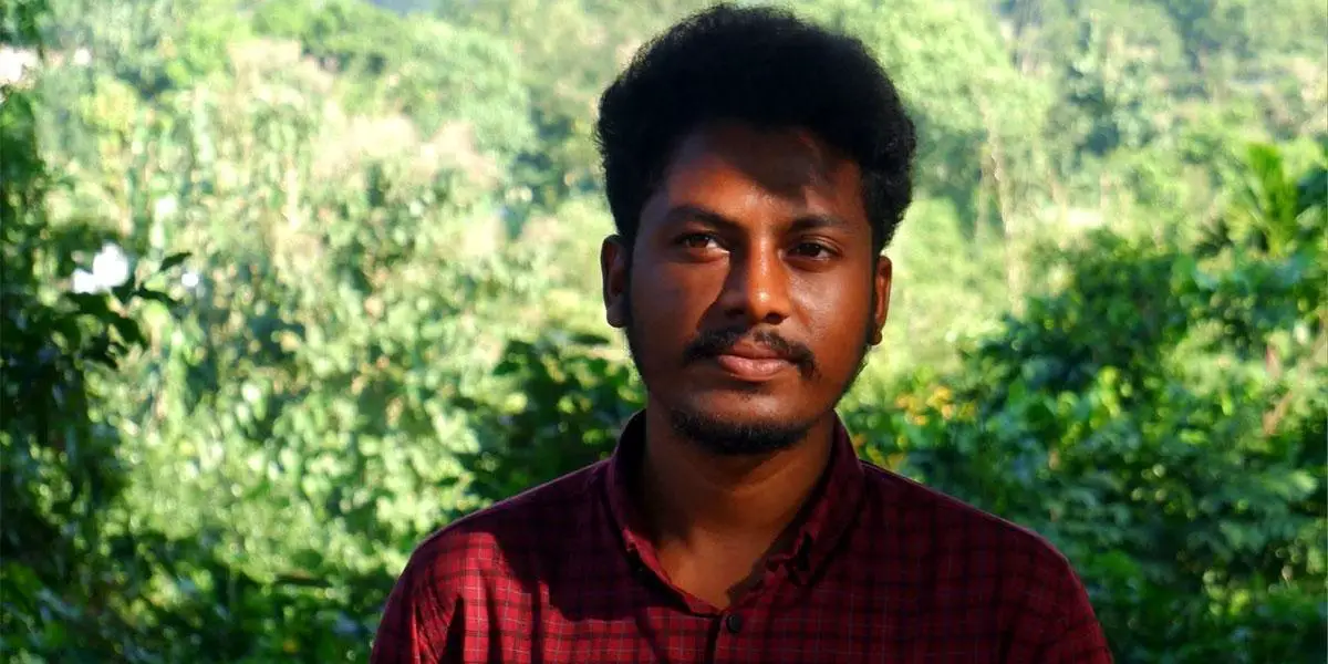 ঢাবি হলের ছাদ থেকে লাফিয়ে শিক্ষার্থীর আত্মহত্যা