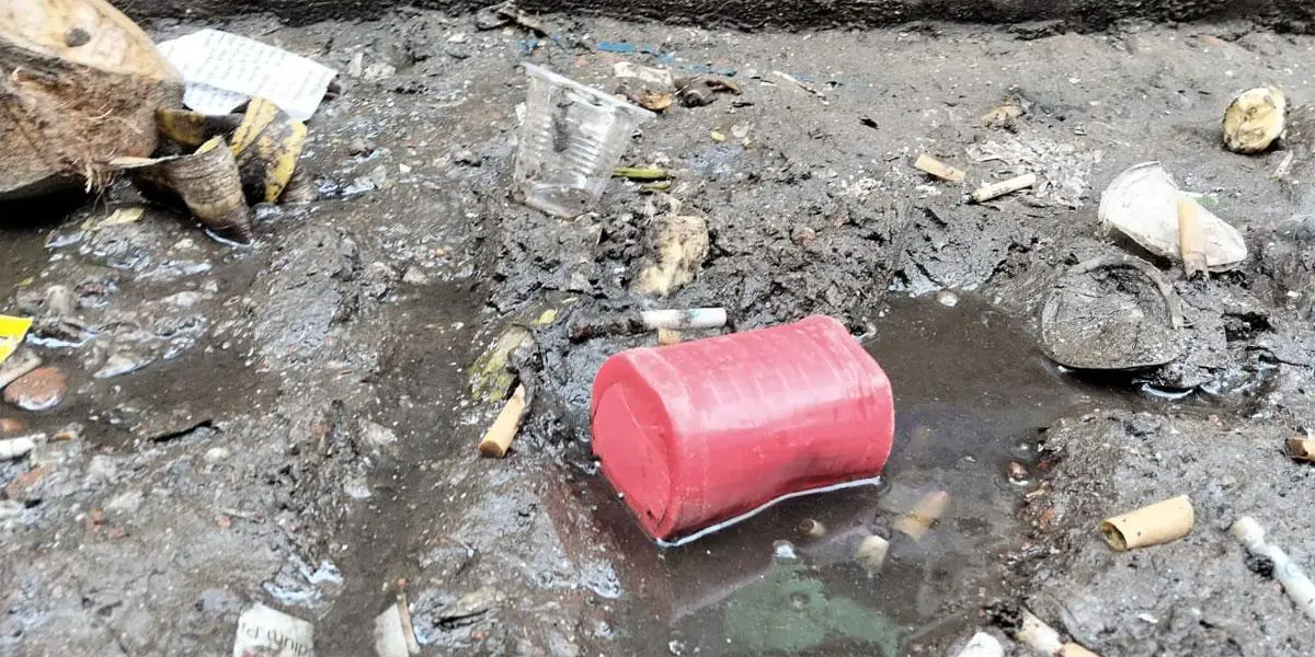 এনসিপি কার্যালয়ের সামনে থেকে ককটেল উদ্ধার