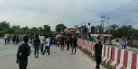 কুমিল্লায় ঢাকা-চট্টগ্রাম মহাসড়ক অবরোধ