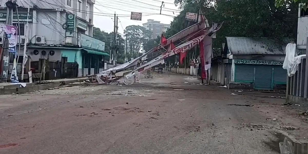 গোপালগঞ্জে চলছে ২২ ঘণ্টার কারফিউ, পরিস্থিতি থমথমে