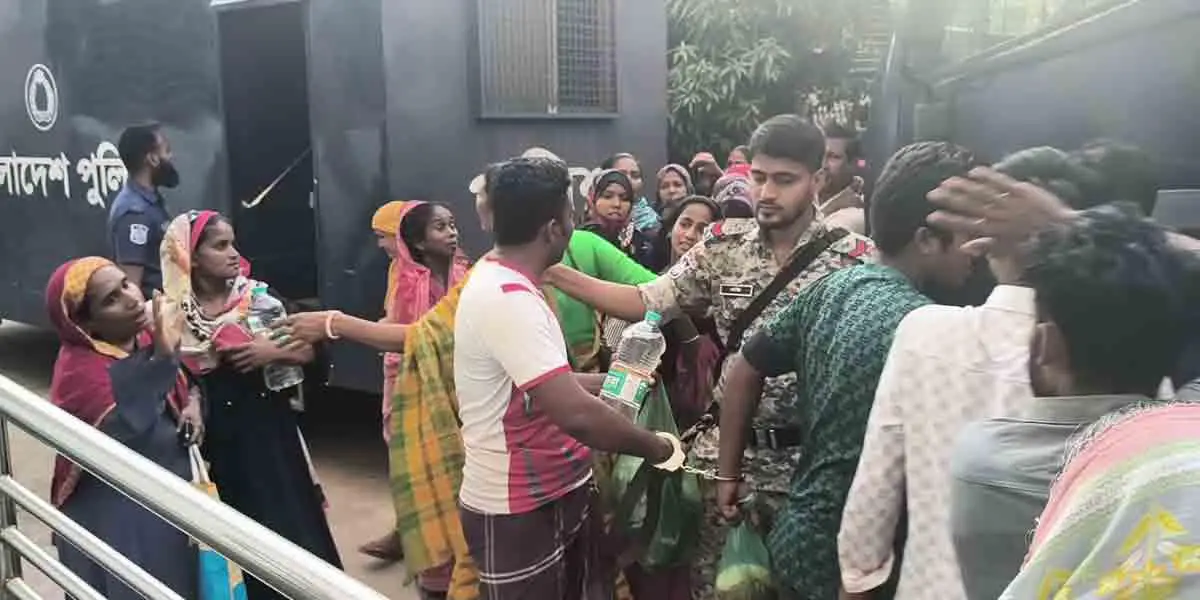 গোপালগঞ্জে আওয়ামী লীগ-পুলিশ সংঘর্ষ: গ্রেপ্তার ১৬৪