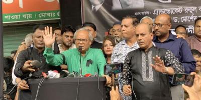 এনসিপির নেতারা পায়ে পাড়া দিয়ে কথা বলতে চান: রিজভী