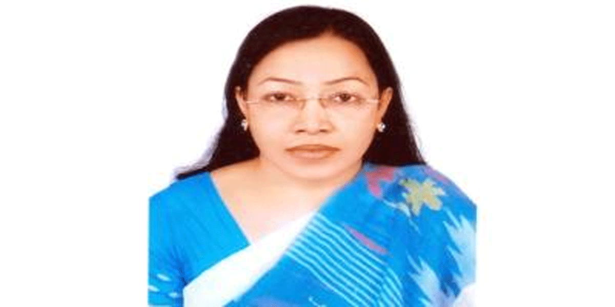 অনার্স-মাস্টার্সে দ্বিতীয় শ্রেণি নিয়েও তিনি জবি শিক্ষক