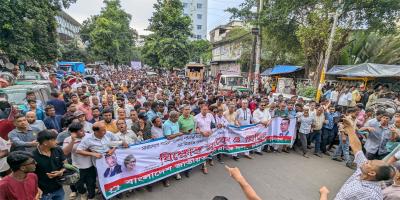 এনসিপিকে রাজনীতি ছেড়ে প্রেসার গ্রুপ হওয়ার পরামর্শ আমীর খসরুর