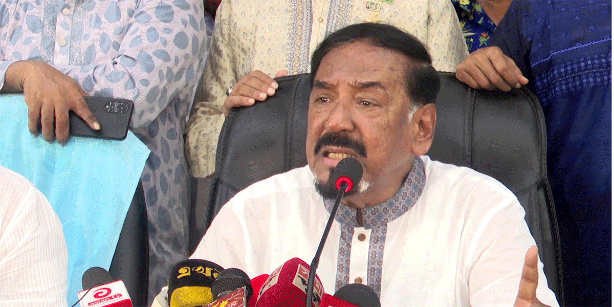নির্বাচন বিলম্বিত করতে প্রধান উপদেষ্টাকে ভুল বোঝানো হচ্ছে: মেজর হাফিজ
