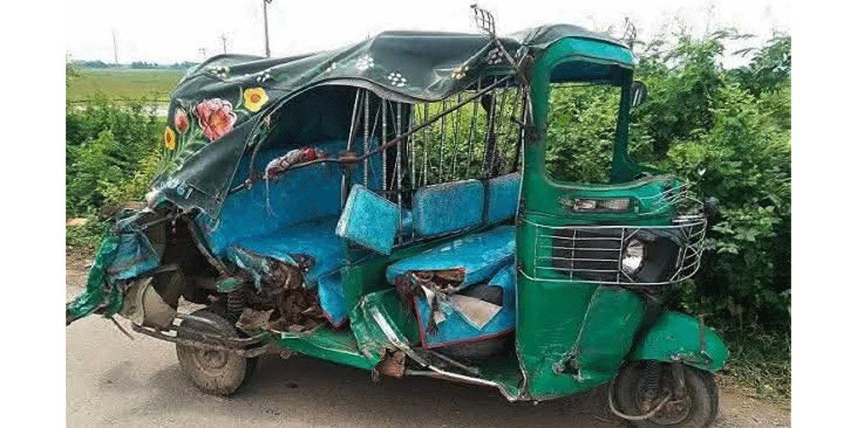 দুর্ঘটনার লাইভ করতে গিয়ে দেখেন বাবাই আহত