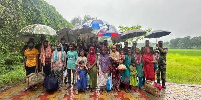 ভারতে অনুপ্রবেশকারী ১৫ বাংলাদেশিকে হস্তান্তর