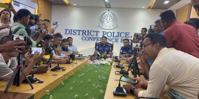 ফেনীতে শেখ হাসিনাসহ ২২১ জনকে অভিযুক্ত করে চার্জশিট