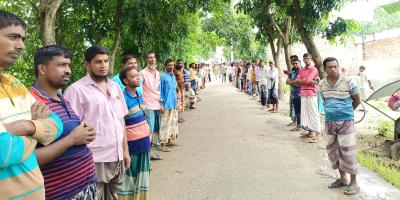 গোদাগাড়ীতে ৫৪ বছরের ঘাটপ্রথা অবসানের অপেক্ষায়