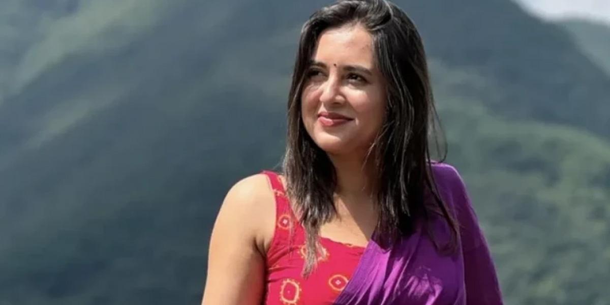 অভিনয় থেকে সরে যেতে চান তানিয়া বৃষ্টি