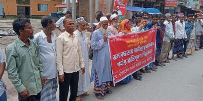 ফরিদপুরে জলাবদ্ধতায় বিপাকে কয়েক হাজার পরিবার, ক্ষতিপূরণ দাবি