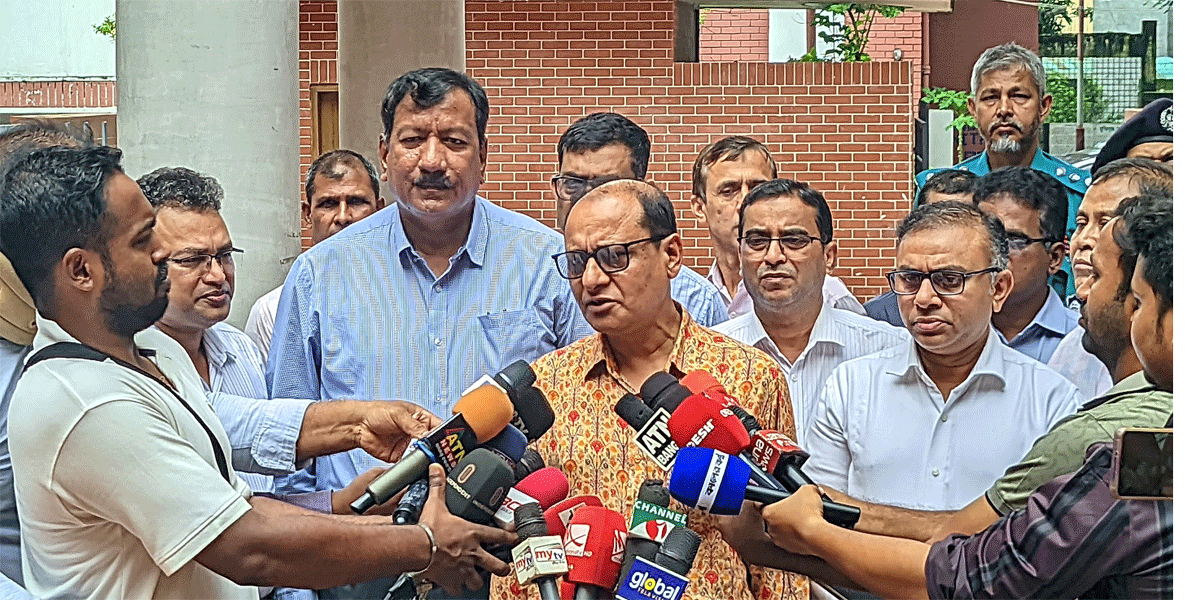সরকার স্কুলগামী শিশুদের দায়িত্ব নিতে প্রতিশ্রুতিবদ্ধ: ডা. বিধান রায়