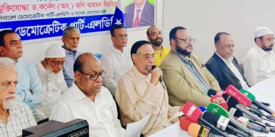 শেখ হাসিনার লোটাবাহিনী সরকারের অভ্যন্তরে সক্রিয়: অলি আহমদ