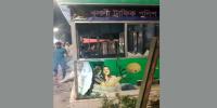 খুলশী পুলিশ বক্সে ব্যাটারিচালিত রিকশাচালকদের ভাঙচুর
