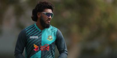 ‘খালি ছক্কা মারলেই হবে না’